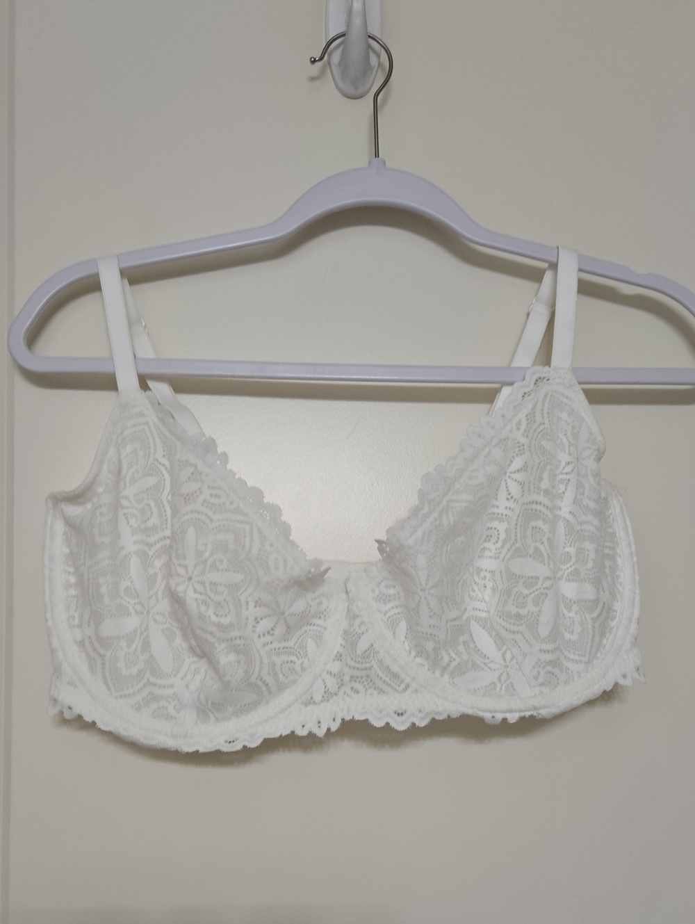 Old Navy White Lace Underwire Bra - Women's Intimates